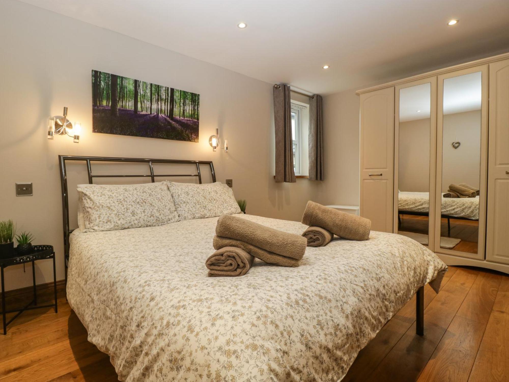 About Time Cottage Lydney Esterno foto